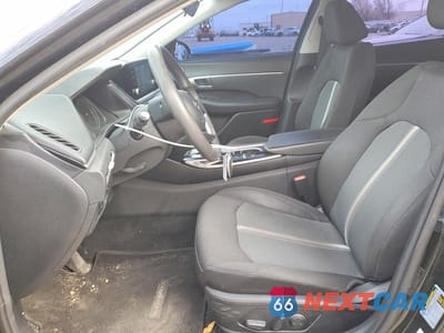 Zdjęcie 7 z 12 samochodu: 2021 HYUNDAI SONATA SEL VIN:5NPEL4JA2MH072161 - miniatura