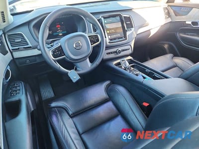 Zdjęcie 8 z 12 samochodu: 2025 VOLVO XC90 ULTRA VIN:YV4062PFXS1323079 - miniatura