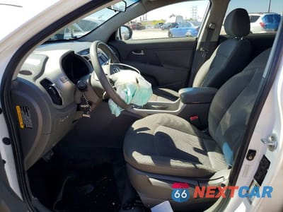 Zdjęcie 7 z 13 samochodu: 2016 KIA SPORTAGE LX VIN:KNDPB3AC8G7872639 - miniatura