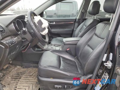Zdjęcie 7 z 13 samochodu: 2013 KIA SORENTO EX VIN:5XYKUDA20DG403500 - miniatura