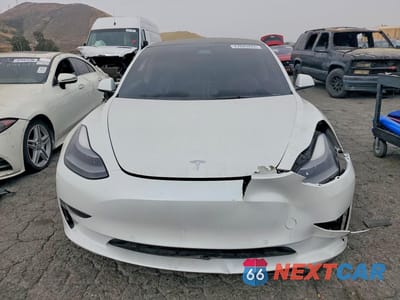Piąte zdjęcie samochodu w środku: 2022 TESLA MODEL 3 VIN:5YJ3E1EA6NF109819 - miniatura