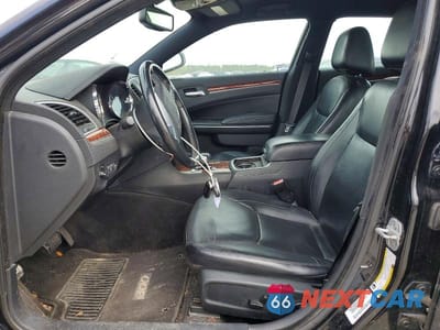 Zdjęcie 7 z 12 samochodu: 2012 CHRYSLER 300 LIMITED VIN:2C3CCACG3CH277524 - miniatura