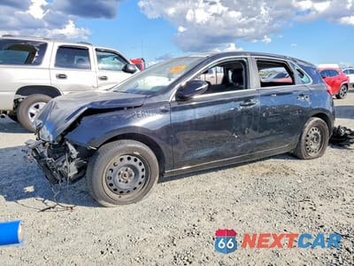 2018 HYUNDAI ELANTRA GT BASE KMHH35LE9JU034880 - główne zdjęcie licytacji z USA - miniatura