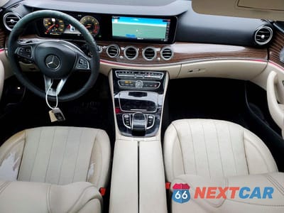 Zdjęcie 8 z 11 samochodu: 2017 MERCEDES-BENZ E 300 VIN:WDDZF4JBXHA116539 - miniatura