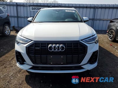 Piąte zdjęcie samochodu w środku: 2020 AUDI Q3 PRESTIGE S-LINE VIN:WA1FECF34L1081527 - miniatura