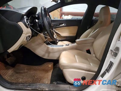 Zdjęcie 7 z 11 samochodu: 2014 MERCEDES-BENZ CLA 250 VIN:WDDSJ4EB5EN127267 - miniatura