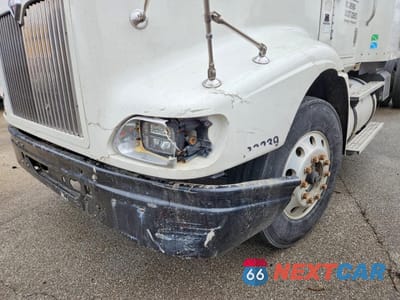 Zdjęcie 9 z 10 samochodu: 2006 INTERNATIONAL 9400I SEMI TRUCK VIN:2HSCNAPR46C339538 - miniatura