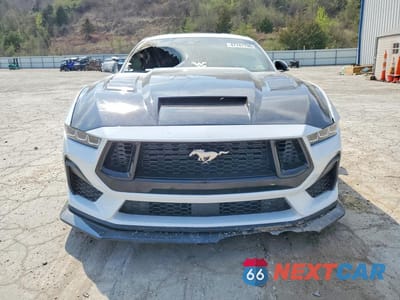 Piąte zdjęcie samochodu w środku: 2024 FORD MUSTANG GT VIN:1FA6P8CF9R5435464 - miniatura