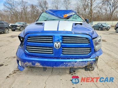 Piąte zdjęcie samochodu w środku: 2014 RAM 1500 SPORT VIN:1C6RR7HT9ES245046 - miniatura