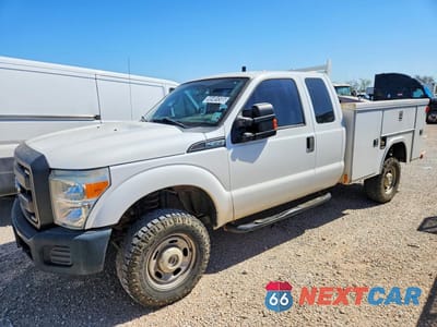 2015 FORD F350 SUPER DUTY UTILITY / SERVICE TRUCK 1FD8X3B63FED10779 - główne zdjęcie licytacji z USA - miniatura