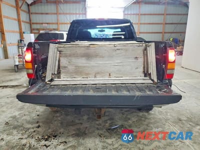 Zdjęcie 6 z 11 samochodu: 2002 CHEVROLET SILVERADO UNKNOWN VIN:2GCEK19T021176346 - miniatura
