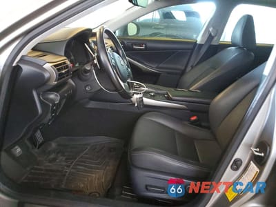 Zdjęcie 7 z 12 samochodu: 2020 LEXUS IS 300 BASE VIN:JTHDA1D29L5107103 - miniatura