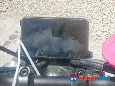 Zdjęcie 7 z 9 samochodu: 2025 YAMAHA MT09 VIN:JYARN94E8SA002607 - miniatura