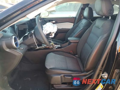 Zdjęcie 7 z 13 samochodu: 2025 CHEV TRAX 1LT VIN:KL77LHEP4SC036136 - miniatura