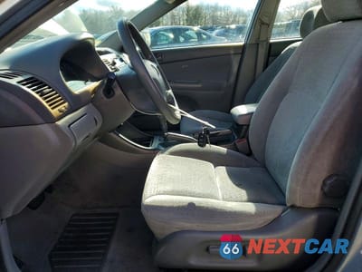 Zdjęcie 7 z 12 samochodu: 2003 TOYOTA CAMRY LE VIN:4T1BE32K03U691436 - miniatura