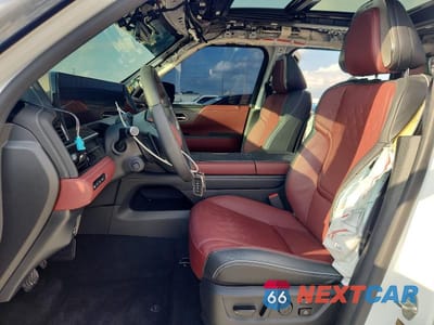 Zdjęcie 7 z 13 samochodu: 2026 INFINITI QX80 AUTOGRAPH VIN:JN8AZ3CC8T9620598 - miniatura