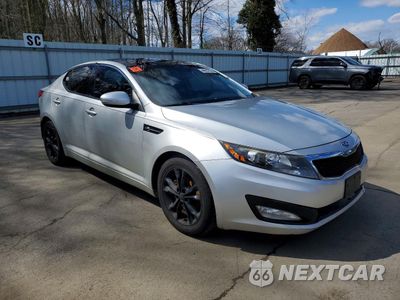 Czwarte zdjęcie samochodu z boku: 2012 KIA OPTIMA EX VIN:5XXGN4A71CG048533 - miniatura