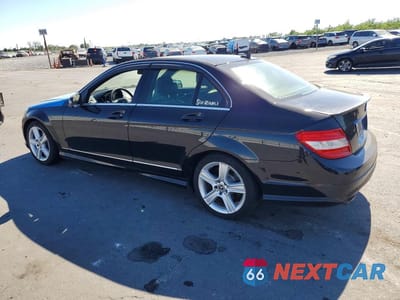 Drugie zdjęcie samochodu z przodu: 2011 MERCEDES-BENZ C 300 VIN:WDDGF5EB0BA516611 - miniatura