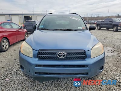 Piąte zdjęcie samochodu w środku: 2006 TOYOTA RAV4 BASE VIN:JTMBD33V765034454 - miniatura