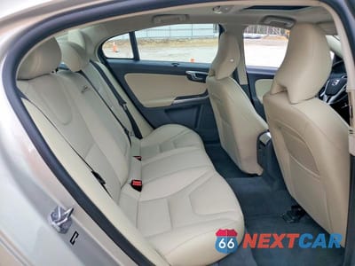 Zdjęcie 10 z 13 samochodu: 2017 VOLVO S60 PREMIER VIN:LYV402HK8HB150522 - miniatura