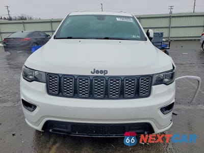 Piąte zdjęcie samochodu w środku: 2021 JEEP GRAND CHEROKEE LAREDO VIN:1C4RJFAG0MC535854 - miniatura
