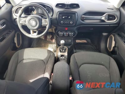 Zdjęcie 8 z 12 samochodu: 2017 JEEP RENEGADE SPORT VIN:ZACCJBAH0HPF84352 - miniatura