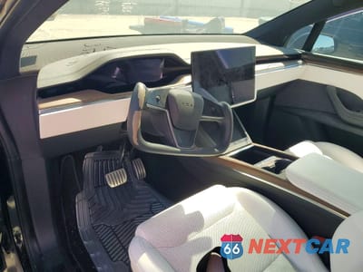 Zdjęcie 8 z 12 samochodu: 2022 TESLA MODEL X VIN:7SAXCDE58NF350988 - miniatura
