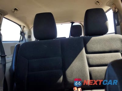 Zdjęcie 10 z 13 samochodu: 2016 DODGE GRAND CARAVAN SE VIN:2C4RDGBG4GR378501 - miniatura