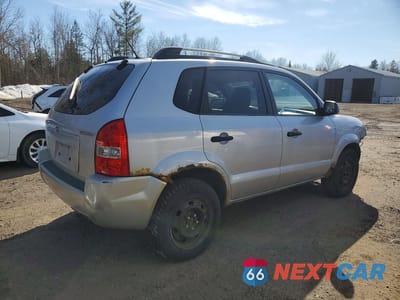 Trzecie zdjęcie samochodu z tyłu: 2005 HYUNDAI TUCSON GL VIN:KM8JM12B65U172400 - miniatura