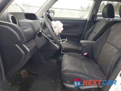 Zdjęcie 7 z 11 samochodu: 2014 SCION XB BASE VIN:JTLZE4FE0EJ050969 - miniatura