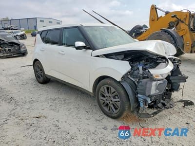 Czwarte zdjęcie samochodu z boku: 2021 KIA SOUL EX VIN:KNDJ33AU0M7772218 - miniatura