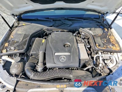 Zdjęcie 11 z 11 samochodu: 2018 MERCEDES-BENZ C 300 4MATIC VIN:55SWF4KB8JU274868 - miniatura