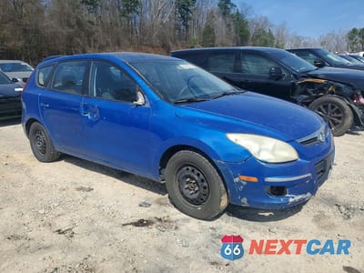 Czwarte zdjęcie samochodu z boku: 2011 HYUNDAI ELANTRA TOURING GLS VIN:KMHDB8AE8BU091675 - miniatura