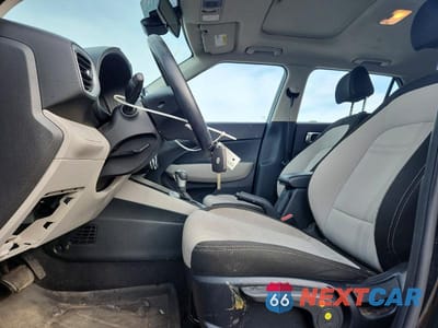 Zdjęcie 7 z 14 samochodu: 2023 HYUNDAI VENUE SEL VIN:KMHRC8A35PU211747 - miniatura