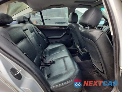 Zdjęcie 10 z 11 samochodu: 2003 BMW 325 I VIN:WBAET37463NJ24642 - miniatura