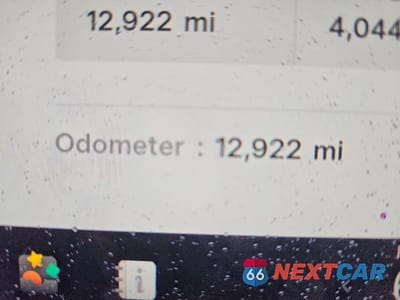 Zdjęcie 9 z 12 samochodu: 2025 TESLA MODEL Y VIN:7SAYGDEE4SF297453 - miniatura