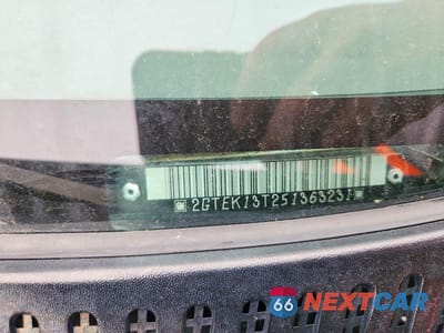 Zdjęcie 12 z 12 samochodu: 2005 GMC NEW SIERRA K1500 VIN:2GTEK13T251363231 - miniatura