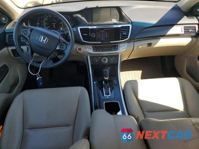 Zdjęcie 8 z 12 samochodu: 2015 HONDA ACCORD TOURING HYBRID VIN:1HGCR6F71FA000250 - miniatura