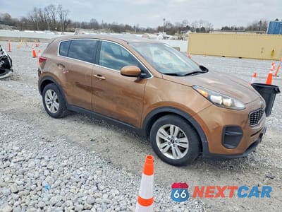 Czwarte zdjęcie samochodu z boku: 2017 KIA SPORTAGE LX VIN:KNDPM3AC4H7209337 - miniatura