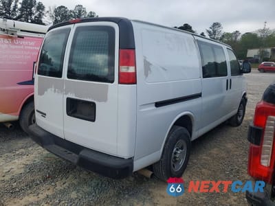 Trzecie zdjęcie samochodu z tyłu: 2016 CHEVROLET EXPRESS G2500 VIN:1GCWGAFF8G1175110 - miniatura