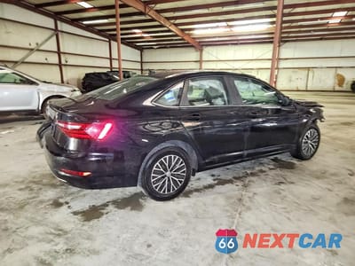 Trzecie zdjęcie samochodu z tyłu: 2020 VOLKSWAGEN JETTA S VIN:3VWCB7BU3LM007037 - miniatura