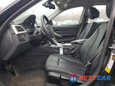 Zdjęcie 7 z 11 samochodu: 2013 BMW 320 I VIN:WBA3B1C53DK129474 - miniatura