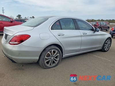 Trzecie zdjęcie samochodu z tyłu: 2016 MERCEDES-BENZ C 300 4MATIC VIN:55SWF4KB2GU143556 - miniatura