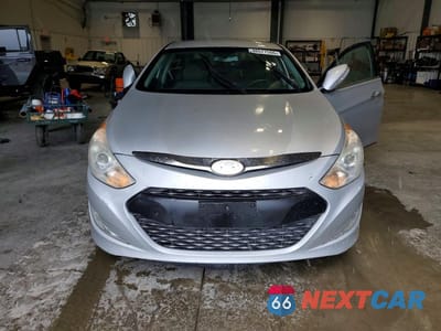 Piąte zdjęcie samochodu w środku: 2014 HYUNDAI SONATA HYBRID BASE VIN:KMHEC4A42EA116495 - miniatura