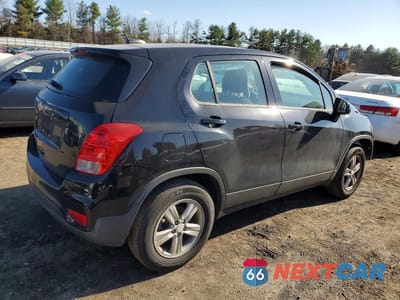 Trzecie zdjęcie samochodu z tyłu: 2018 CHEVROLET TRAX LS VIN:3GNCJNSB1JL296650 - miniatura