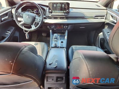 Zdjęcie 8 z 14 samochodu: 2023 MITSUBISHI OUTLANDER SE VIN:JA4J3UA89PZ041797 - miniatura