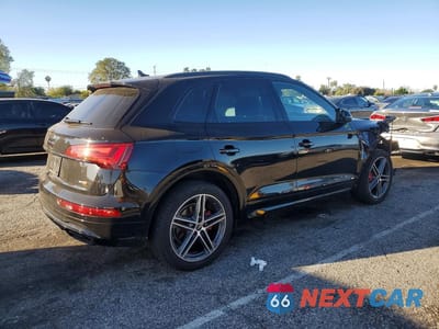Trzecie zdjęcie samochodu z tyłu: 2024 AUDI Q5 E PREMIUM PLUS 55 VIN:WA1E2AFY2R2124057 - miniatura