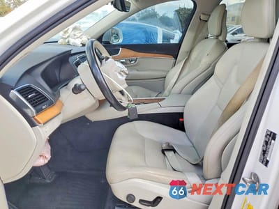 Zdjęcie 7 z 12 samochodu: 2022 VOLVO XC90 T6 MOMENTUM VIN:YV4A221K8N1817919 - miniatura