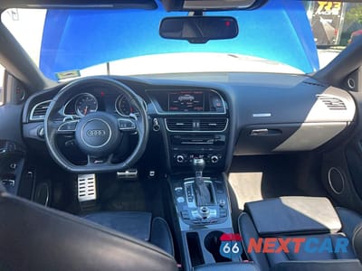 Zdjęcie 9 z 10 samochodu: 2015 AUDI RS5 VIN:WUAC6AFR3FA900159 - miniatura