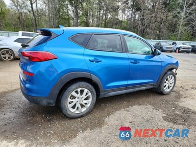 Trzecie zdjęcie samochodu z tyłu: 2020 HYUNDAI TUCSON VALUE VIN:KM8J33A40LU145854 - miniatura